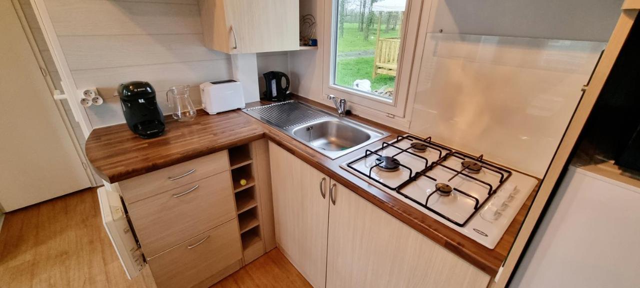 Mobil Home 5 Personnes - Vendee - Puy Du Fou - Climatise La Boissiere-de-Montaigu 외부 사진